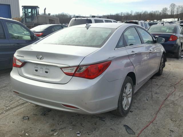 5NPEB4AC8CH350256 - 2012 HYUNDAI SONATA GLS SILVER photo 4