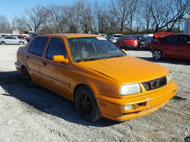 3VWRA81H3WM261780 - 1998 VOLKSWAGEN JETTA GL ORANGE photo 1