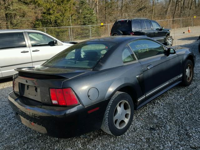 1FAFP404XYF230952 - 2000 FORD MUSTANG BLACK photo 4