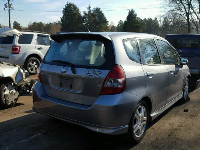 JHMGD37668S057784 - 2008 HONDA FIT SPORT SILVER photo 4