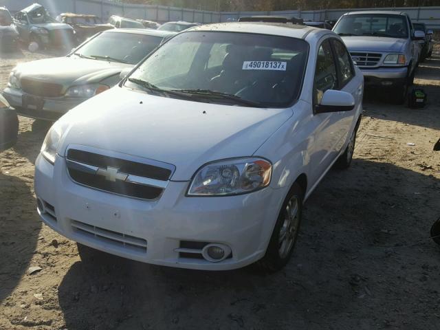 KL1TG5DE6BB129144 - 2011 CHEVROLET AVEO LT WHITE photo 2