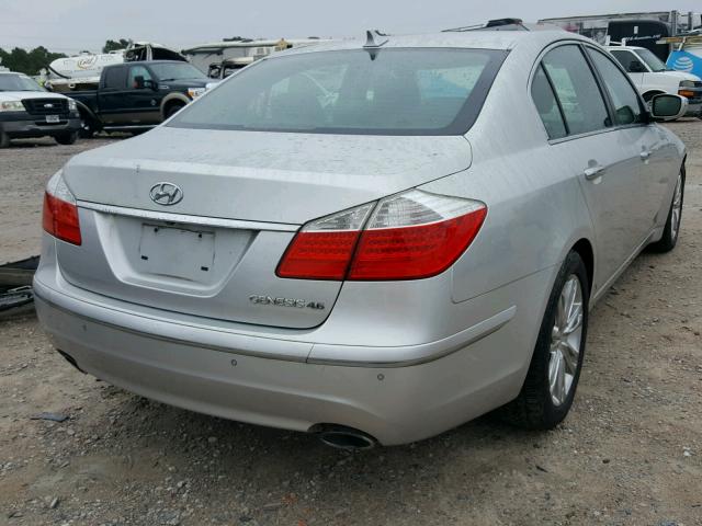 KMHGC4DF6AU106373 - 2010 HYUNDAI GENESIS 4. SILVER photo 4