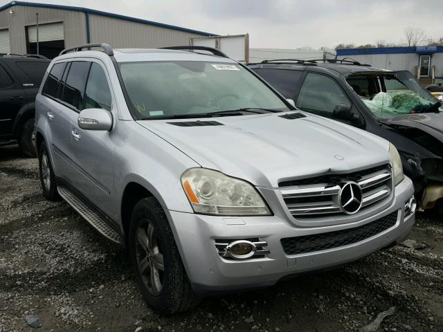 4JGBF71E47A148162 - 2007 MERCEDES-BENZ GL 450 4MA SILVER photo 1