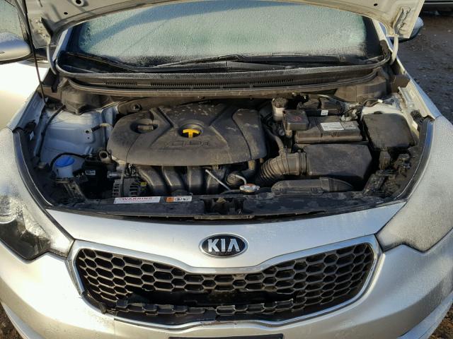 KNAFX4A84E5206415 - 2014 KIA FORTE EX SILVER photo 7