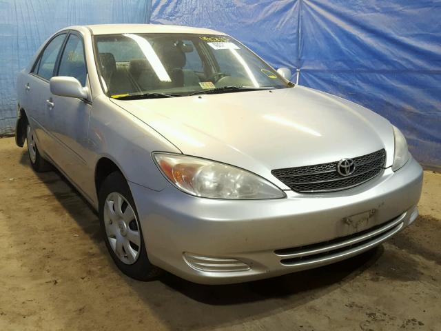 4T1BE32K94U319899 - 2004 TOYOTA CAMRY LE SILVER photo 1