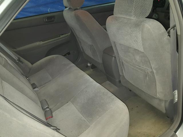 4T1BE32K94U319899 - 2004 TOYOTA CAMRY LE SILVER photo 6