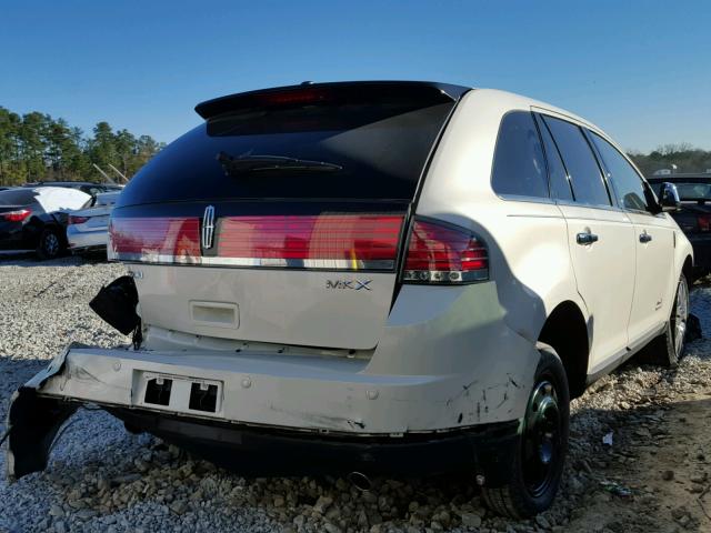 2LMDU68C68BJ34190 - 2008 LINCOLN MKX CREAM photo 4