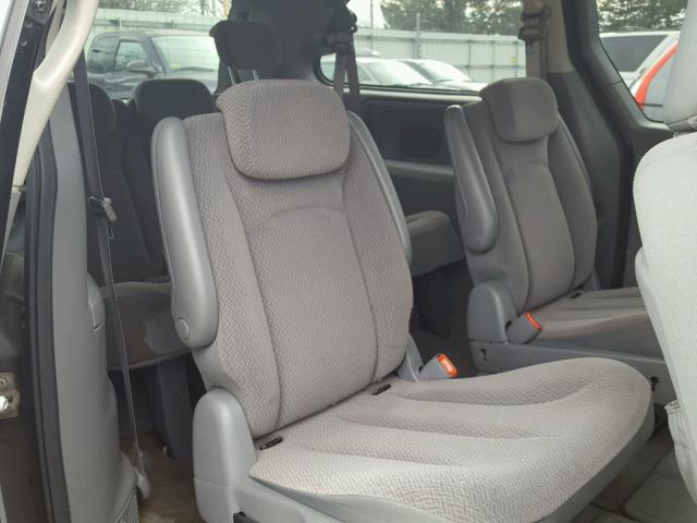 2A4GP54LX7R293668 - 2007 CHRYSLER TOWN & COU BLACK photo 6