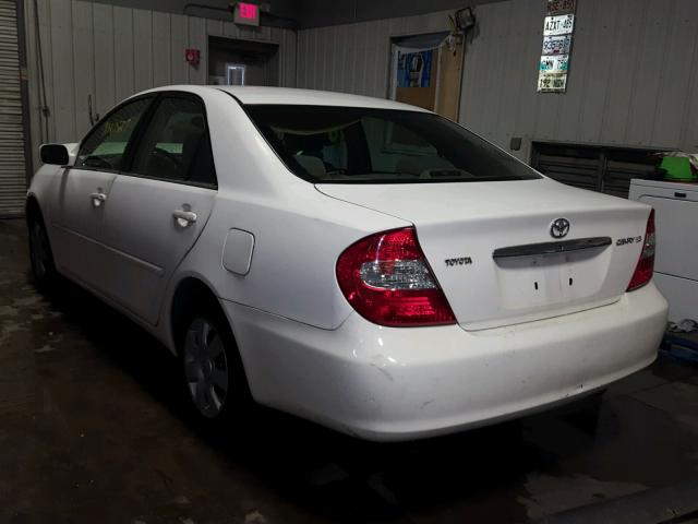 4T1BE32K04U266879 - 2004 TOYOTA CAMRY LE WHITE photo 3