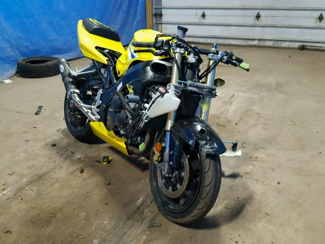 JS1GN7CA452101299 - 2005 SUZUKI GSX-R600 K YELLOW photo 1