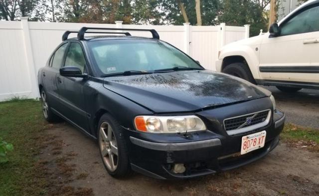 YV1RH52Y942361716 - 2004 VOLVO S60 R Қара фото 1