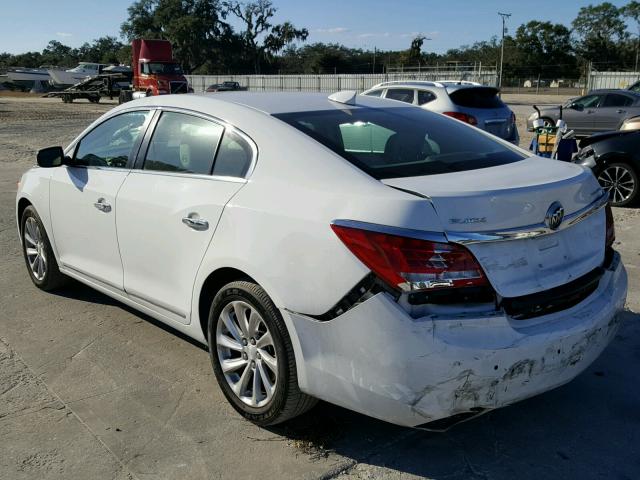 1G4GB5G31GF213127 - 2016 BUICK LACROSSE WHITE photo 3