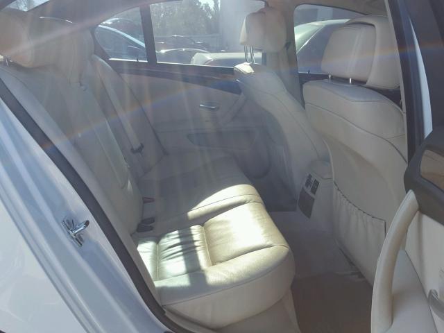 WBANU53508C117017 - 2008 BMW 528 I WHITE photo 6