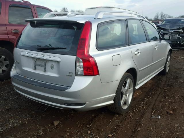 YV1672MJ5A2527729 - 2010 VOLVO V50 T5 SILVER photo 4