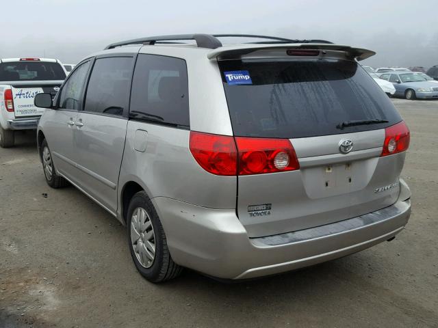 5TDZA23CX6S430162 - 2006 TOYOTA SIENNA CE SILVER photo 3