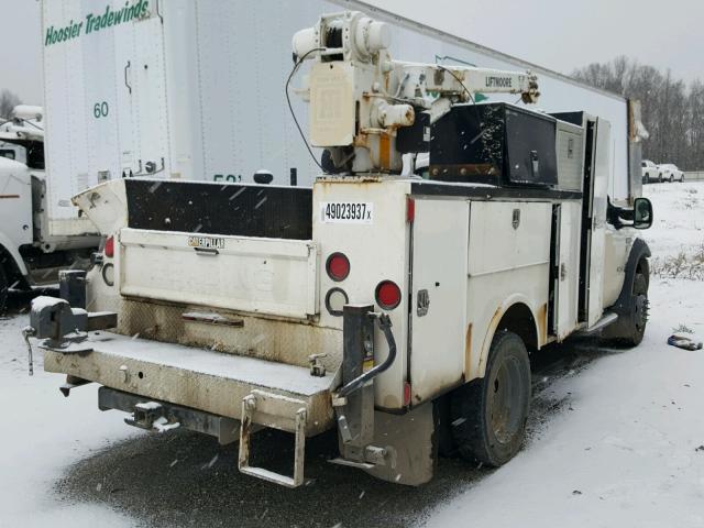 1FDAF56P96EA33977 - 2006 FORD F550 SUPER WHITE photo 4