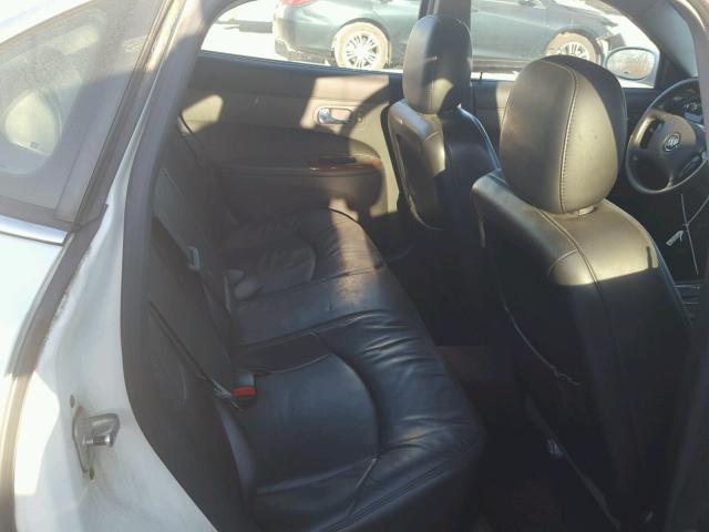 2G4WD582581143393 - 2008 BUICK LACROSSE C WHITE photo 6