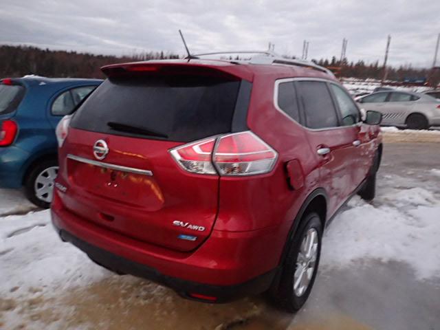 5N1AT2MV5FC886896 - 2015 NISSAN ROGUE S RED photo 4