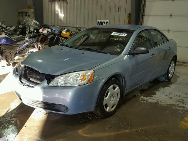 1G2ZF58B974202612 - 2007 PONTIAC G6 VALUE L GRAY photo 2