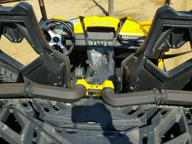 3JBPWAP25FJ001472 - 2015 CAN-AM MAVERICK 1 YELLOW photo 9