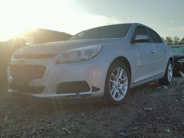 1G11C5SL5FF237517 - 2015 CHEVROLET MALIBU 1LT 银色 照片 2