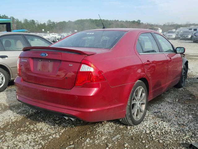 3FAHP0HA3BR194527 - 2011 FORD FUSION SE RED photo 4