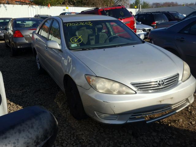 4T1BE32K75U576058 - 2005 TOYOTA CAMRY LE GRAY photo 1