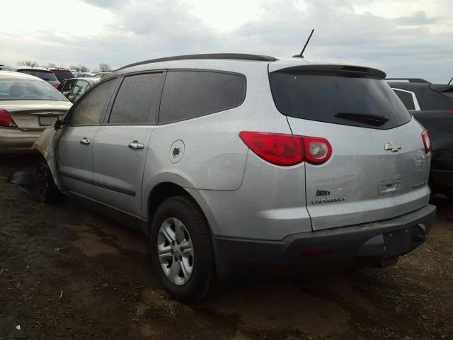 1GNER13D19S124464 - 2009 CHEVROLET TRAVERSE L SILVER photo 3