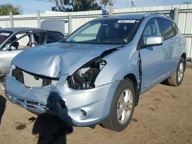 JN8AS5MT2DW030902 - 2013 NISSAN ROGUE S SILVER photo 2