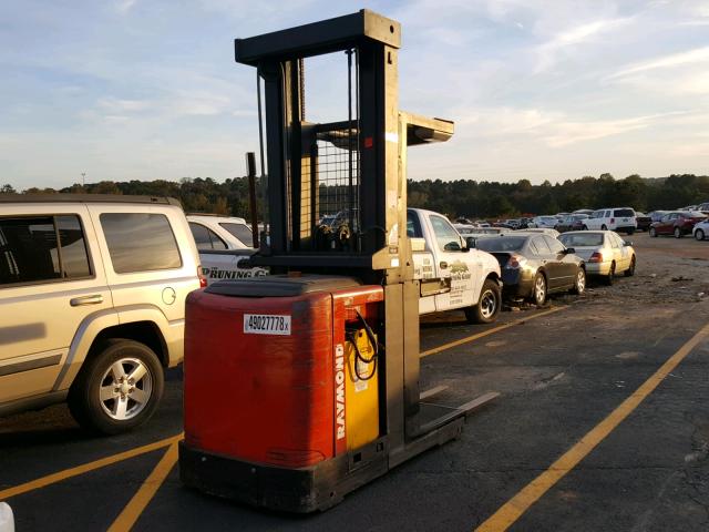 54007C04926 - 2007 RAYM FORKLIFT RED photo 4
