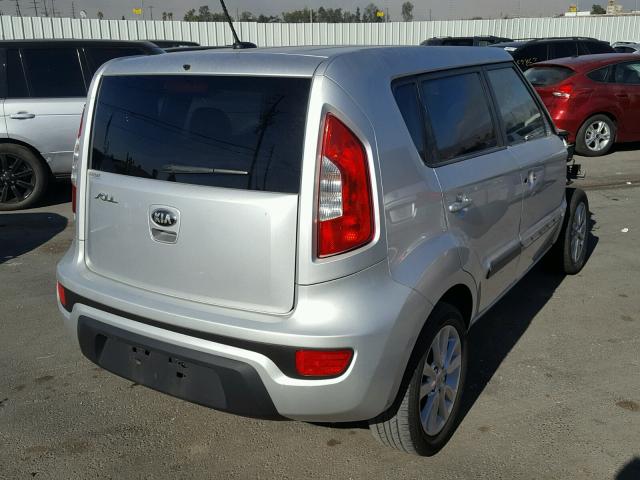 KNDJT2A68D7553504 - 2013 KIA SOUL + SILVER photo 4