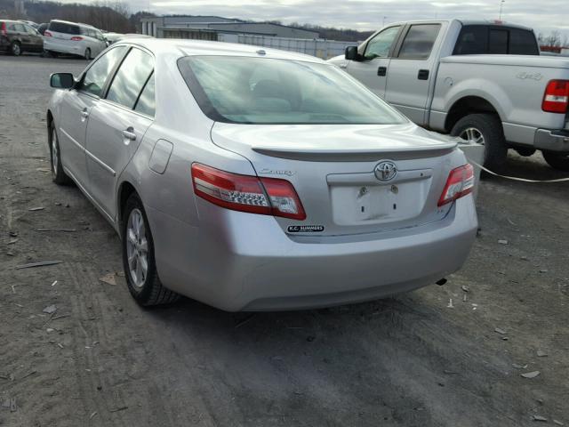 4T4BF3EKXAR087016 - 2010 TOYOTA CAMRY BASE SILVER photo 3