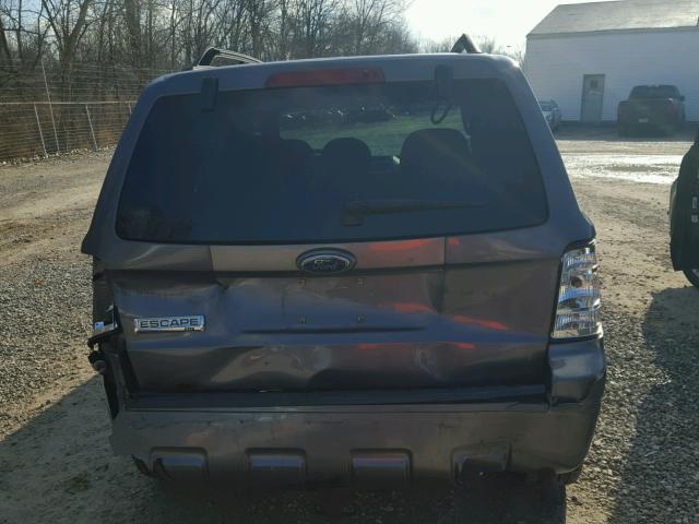 1FMCU03G09KB09551 - 2009 FORD ESCAPE XLT GRAY photo 9