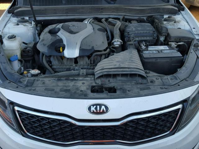 5XXGR4A66DG121201 - 2013 KIA OPTIMA SX WHITE photo 7