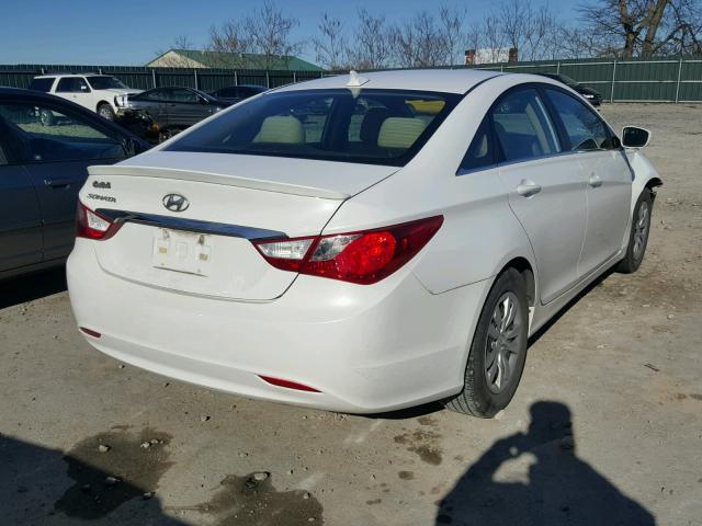 5NPEB4AC4BH210395 - 2011 HYUNDAI SONATA GLS WHITE photo 4