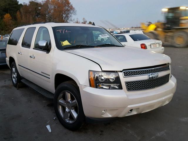 1GNSKKE38BR121236 - 2011 CHEVROLET SUBURBAN K WHITE photo 1