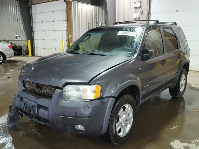 1FMYU03192KC39934 - 2002 FORD ESCAPE XLT GRAY photo 2