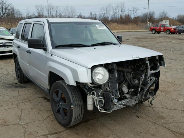 1J8FF28W28D798561 - 2008 JEEP PATRIOT SP SILVER photo 1