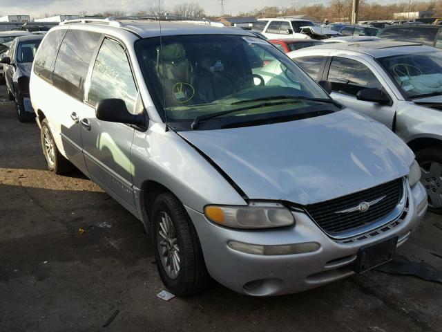 1C4GP64L6YB652994 - 2000 CHRYSLER TOWN & COU SILVER photo 1