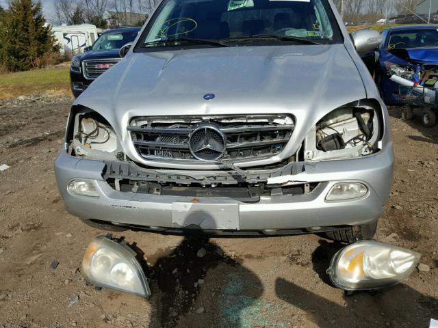 4JGAB57E15A521786 - 2005 MERCEDES-BENZ ML 350 SILVER photo 9