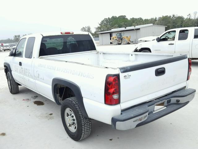 1GCHK29U85E189845 - 2005 CHEVROLET SILVERADO WHITE photo 3