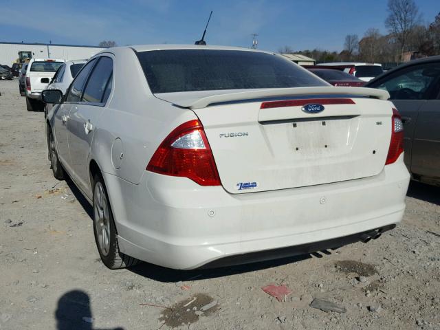 3FAHP0HA5BR194321 - 2011 FORD FUSION SE WHITE photo 3