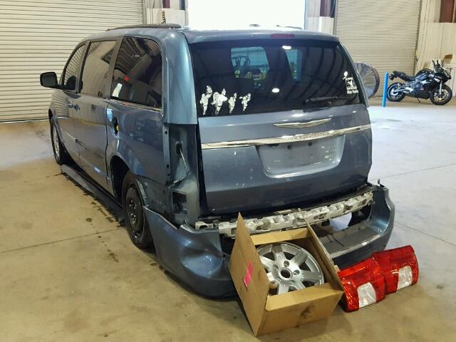 2A4RR5DG0BR745125 - 2011 CHRYSLER TOWN & COU BLUE photo 3