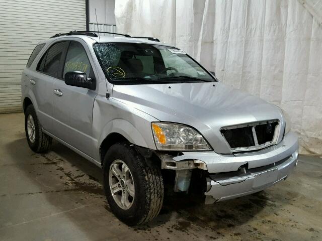 KNDJC733555436458 - 2005 KIA SORENTO EX SILVER photo 1