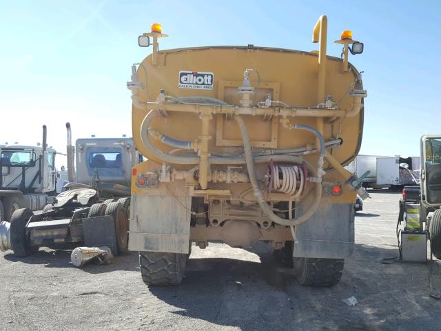 AEB1349324R001696 - 2007 JOHN DEERE 300D 6X6 YELLOW photo 6