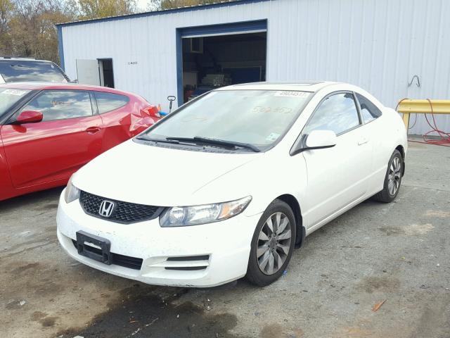 2HGFG1B8XAH502852 - 2010 HONDA CIVIC EX WHITE photo 2