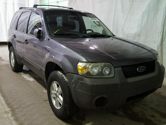 1FMYU92Z05KB16586 - 2005 FORD ESCAPE XLS GRAY photo 1