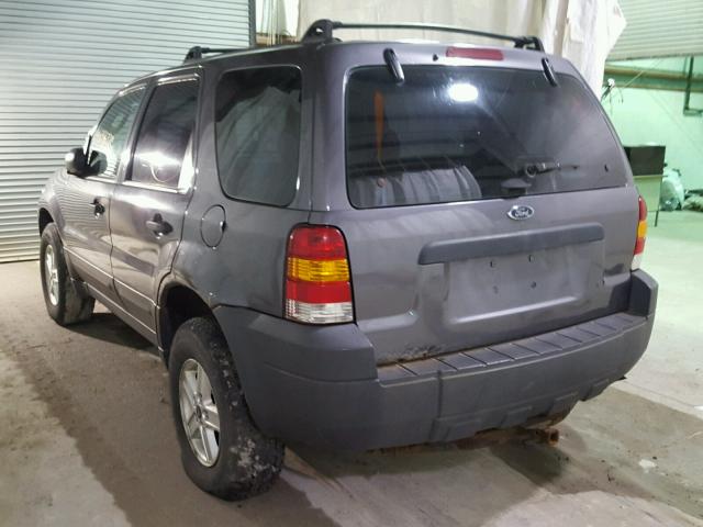 1FMYU92Z05KB16586 - 2005 FORD ESCAPE XLS GRAY photo 3