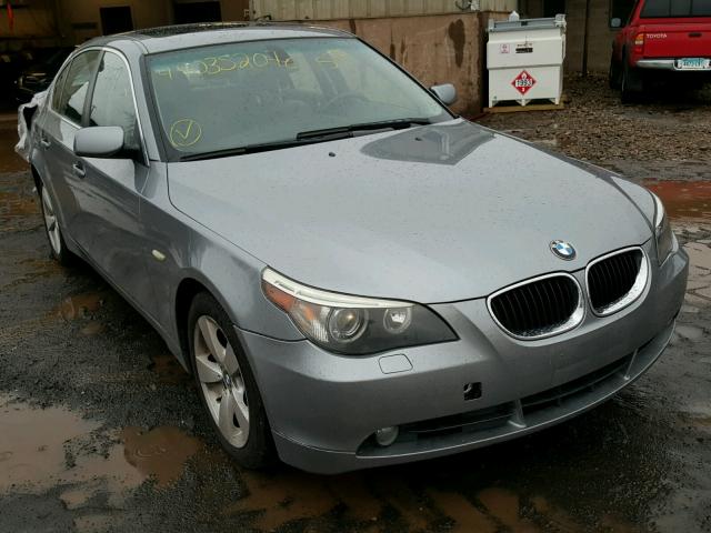 WBANF73526CG66661 - 2006 BMW 530 XI GRAY photo 1