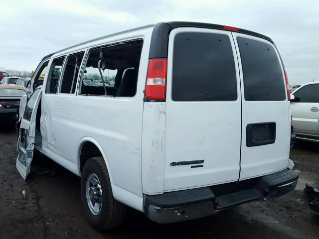 1GAZGYFG3E1198041 - 2014 CHEVROLET EXPRESS G3 WHITE photo 3